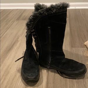 North face black boots